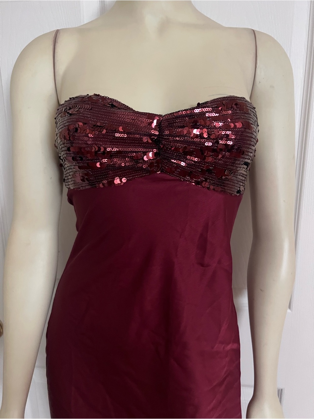 See The Vision Sequin Bust Strapless Maxi Dress Burgundy - Picture 11 of 14